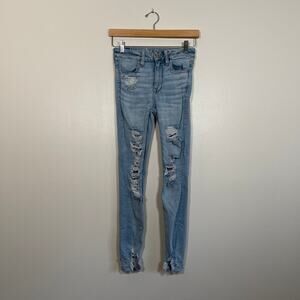 American Eagle • Distressed Skinny Jeans Next Level Stretch